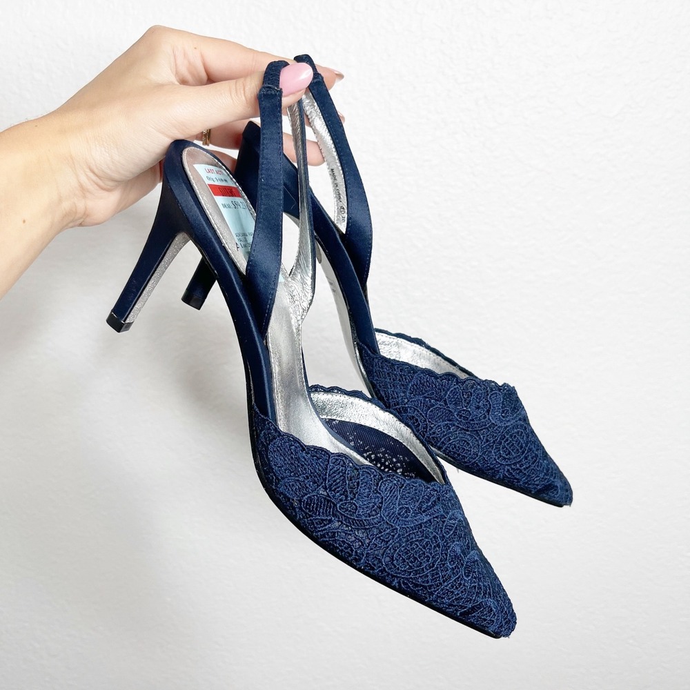 Adrianna Papell Hallie Navy Blue Lace Satin Slingback Pumps Heels Size 8.5M